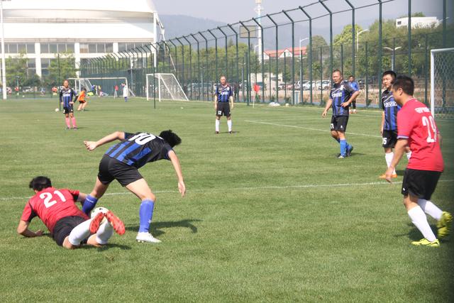 三亚亚沙会丨沈萍、颜鹏：担任中国体育代表团旗手倍感荣幸